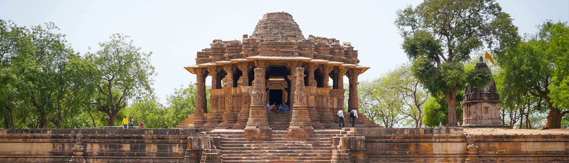 GUJARAT JYOTIRLING TOUR EX AHMEDABAD (Dwarka Somnath Tour) 3N/4D
